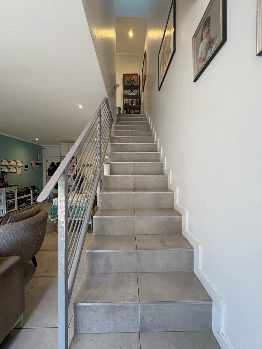 3 Bedroom Property for Sale in Beach Estate Western Cape